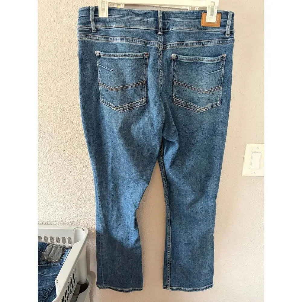 BKE Gabby Curvy Fit High Rise Tailored Bootcut Jeans size 34 x 31.5 - Picture 3 of 4